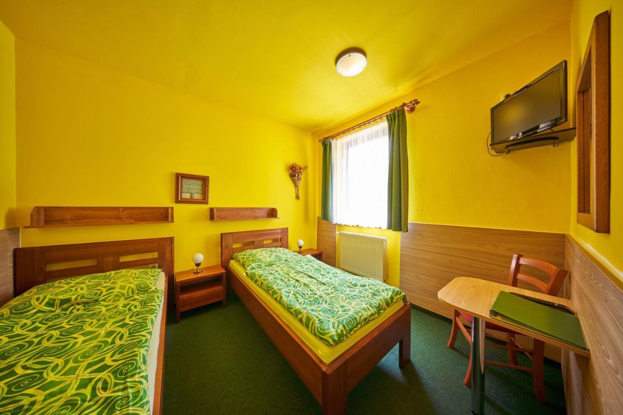 Pension & Restaurace Zeleny Mlyn Žacléř Kültér fotó